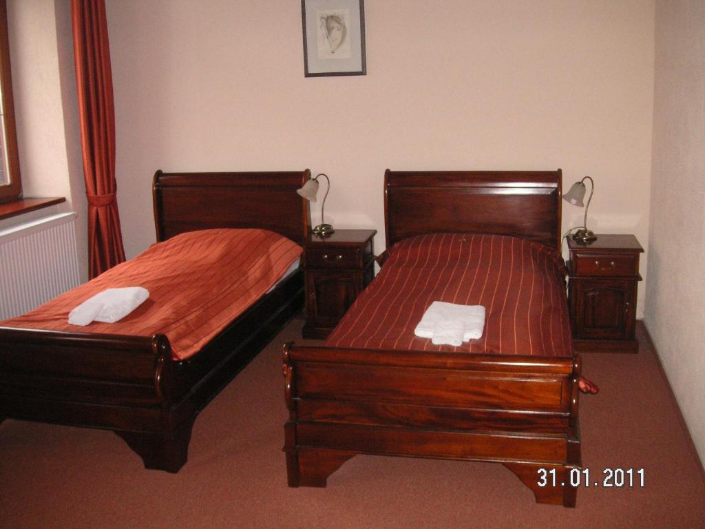 Hotel Na Kafkove Ostrava Rum bild